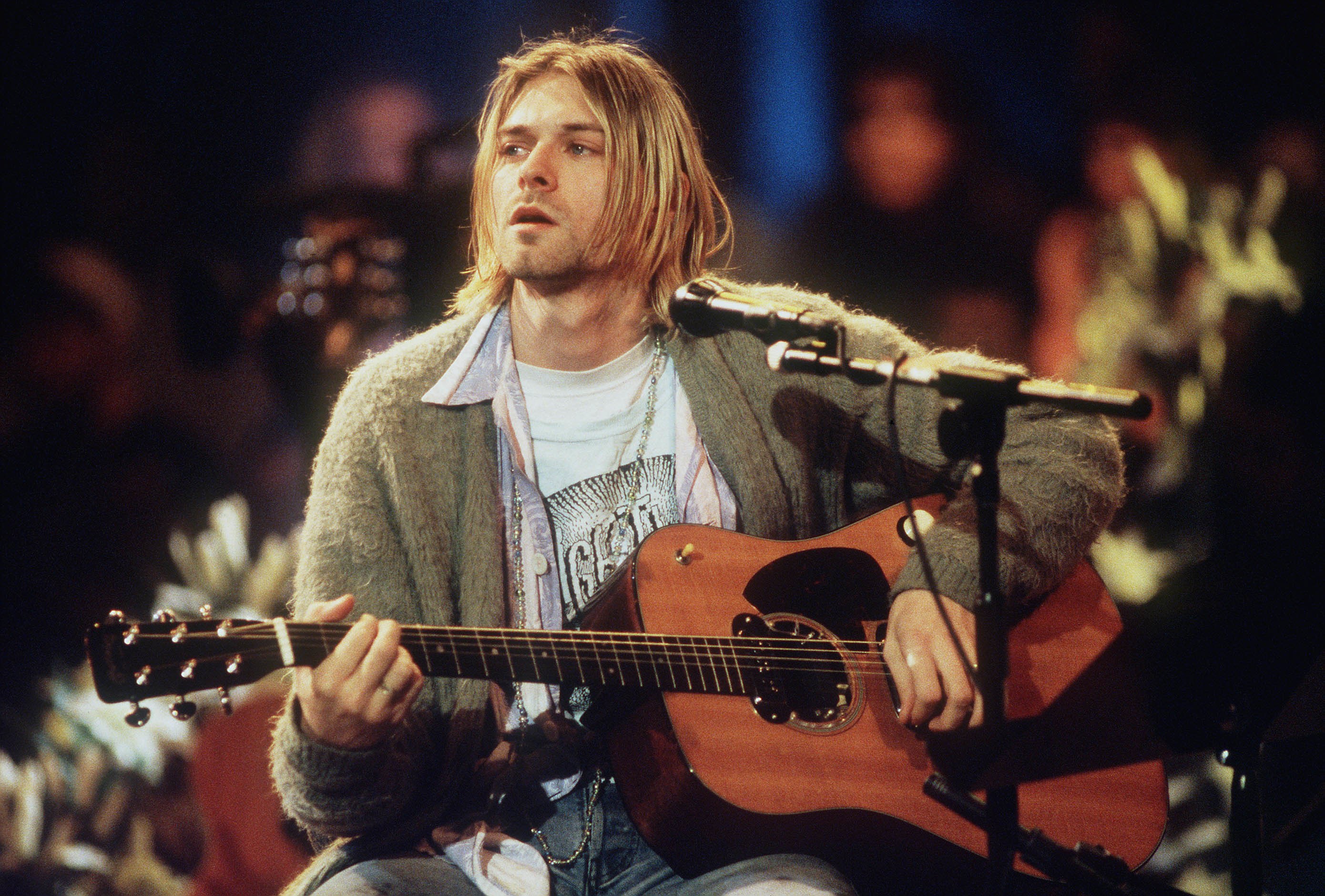 Kurt Cobain - violão - canhoto